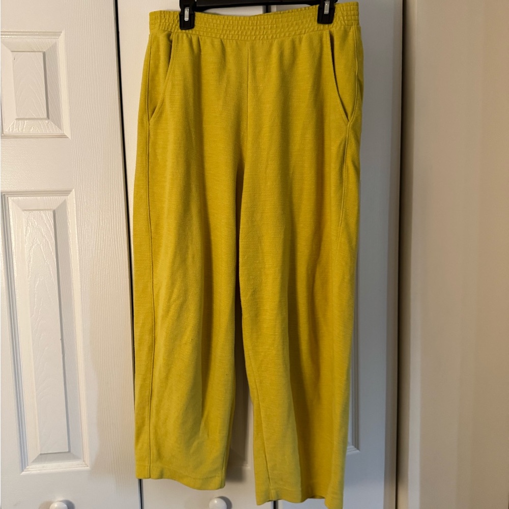 Old Navy Yellow Sweatsuit with Cropped Pants and Hooded Sweatshirt.